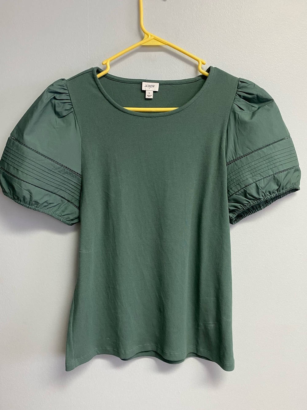 J. CREW TOP - LARGE